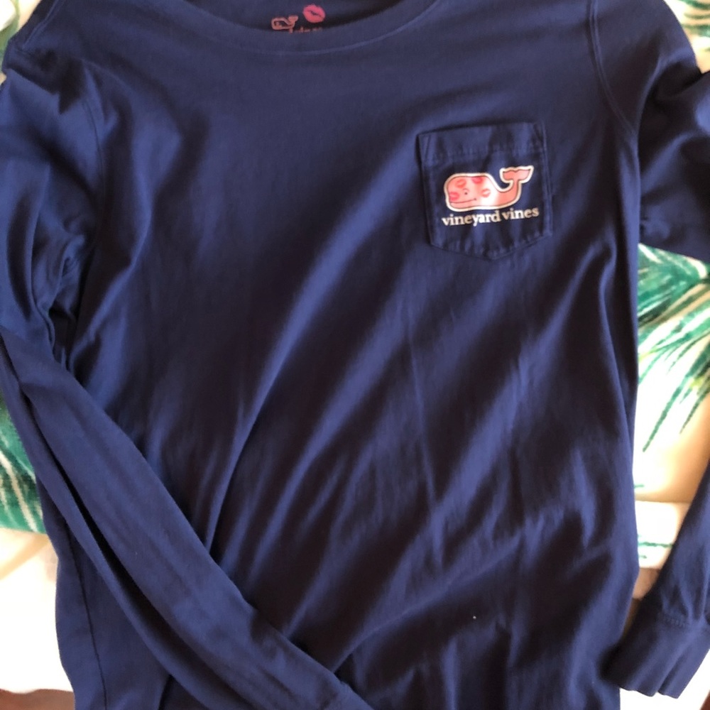 Vineyard vines navy long sleeve tee